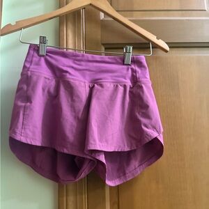 Lululemon- Speed up high rise shorts 4”